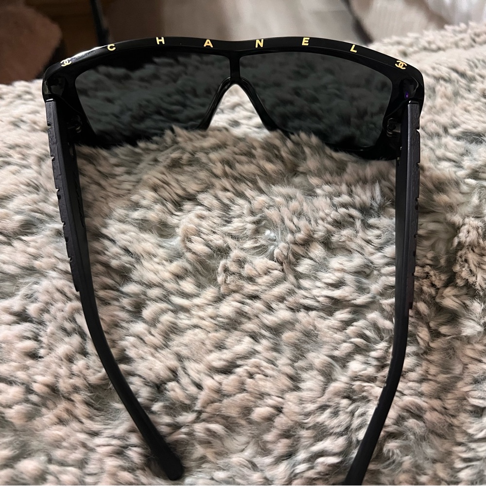 Chanel Sunglasses Aviator type Black - Picture 4 of 13